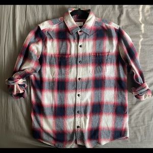 Gap standard fit red /white /blue plaid shirt
